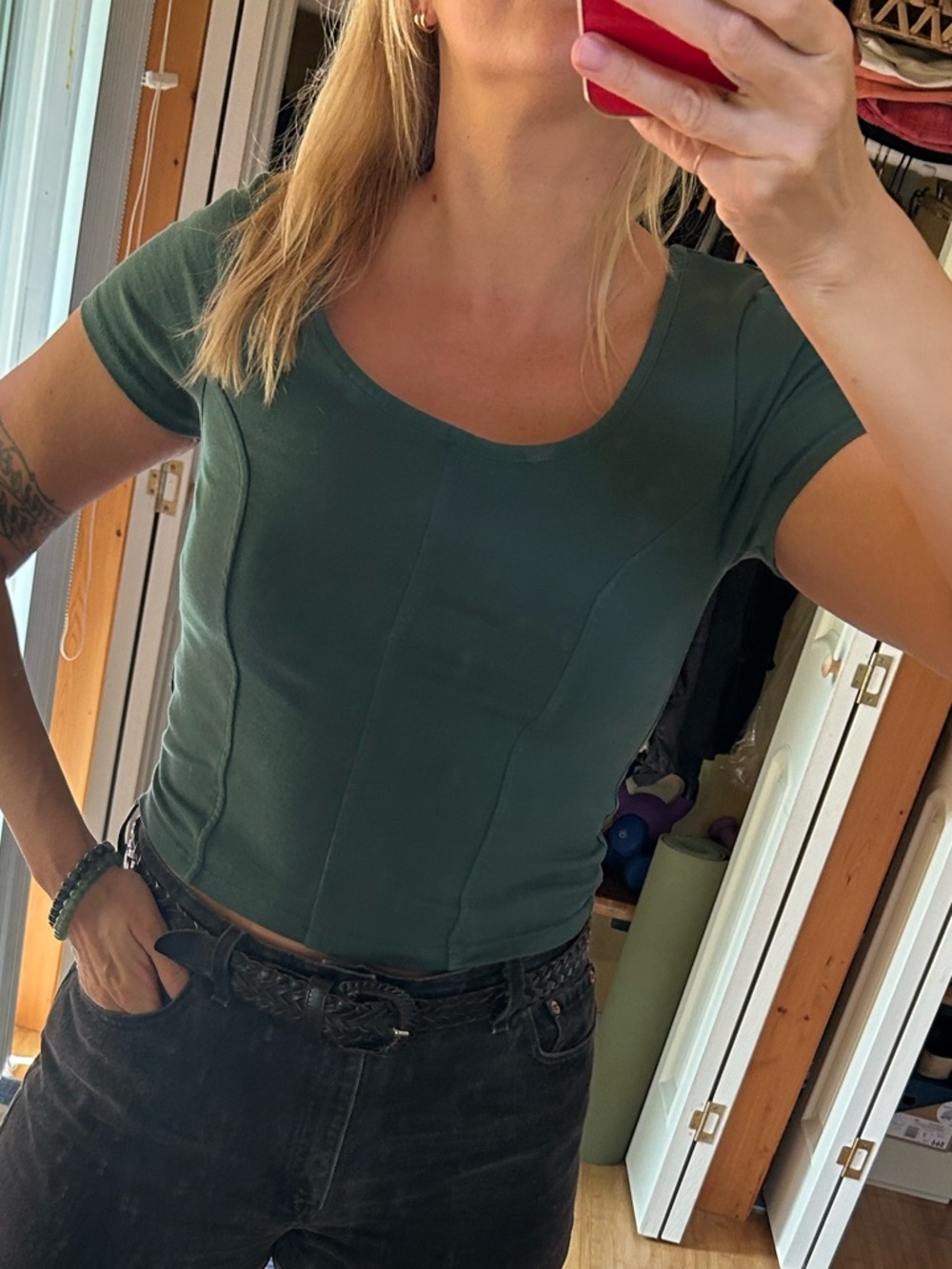 Levi's Women's Scoop Neck Short Sleeve Top in Forest Green